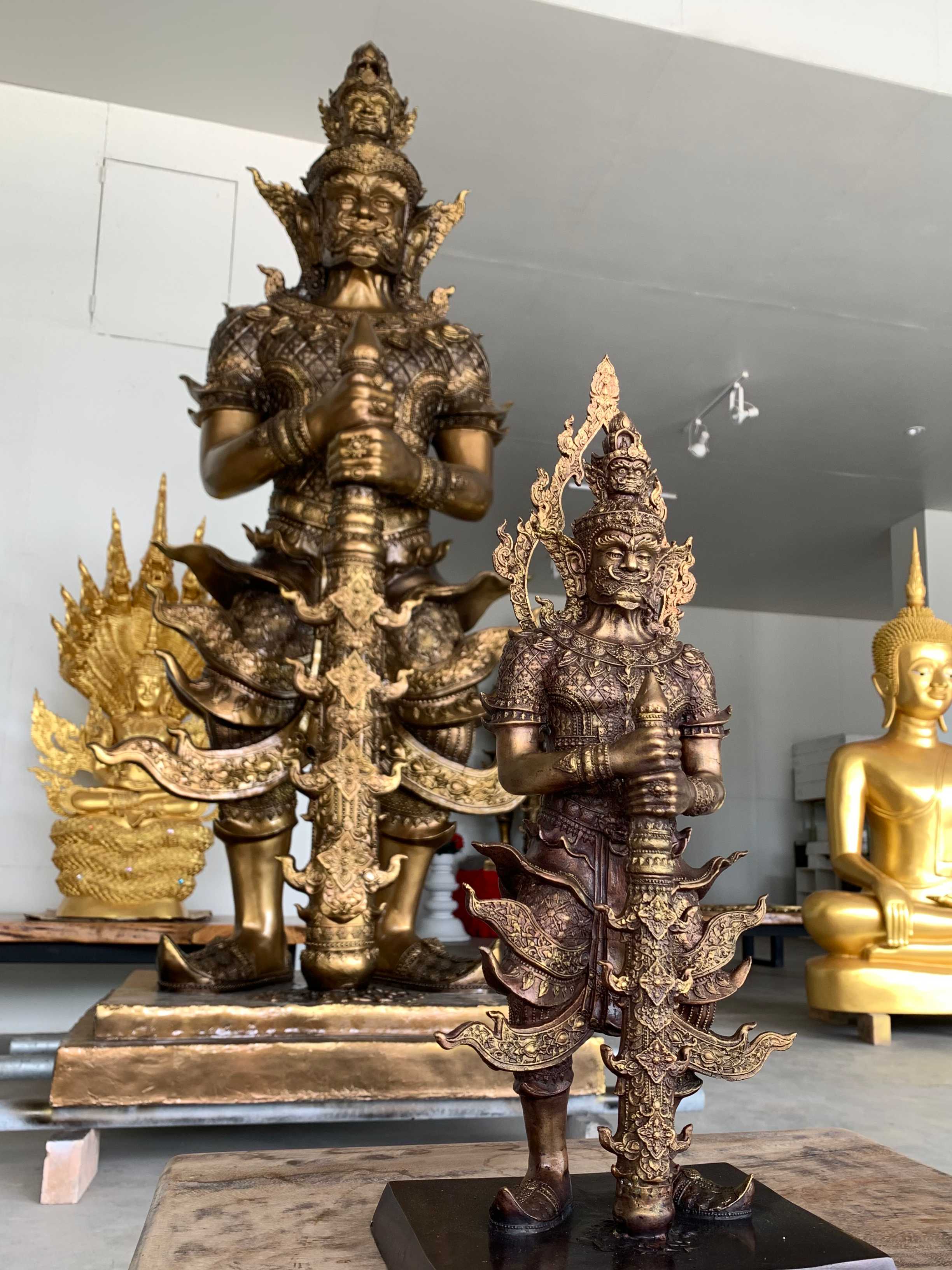 ผลงานโรงปั้นพระอุดรธานี